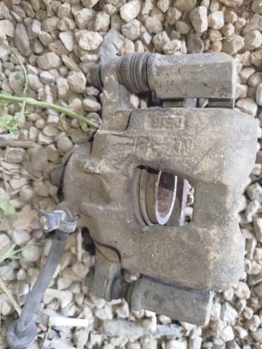 پمپ چرخ جلو کامل ماتیز mvm110 دست دوم