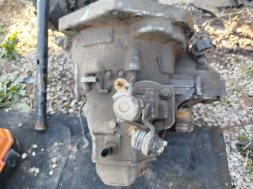 گیربکس mvm110 سه سیلندر